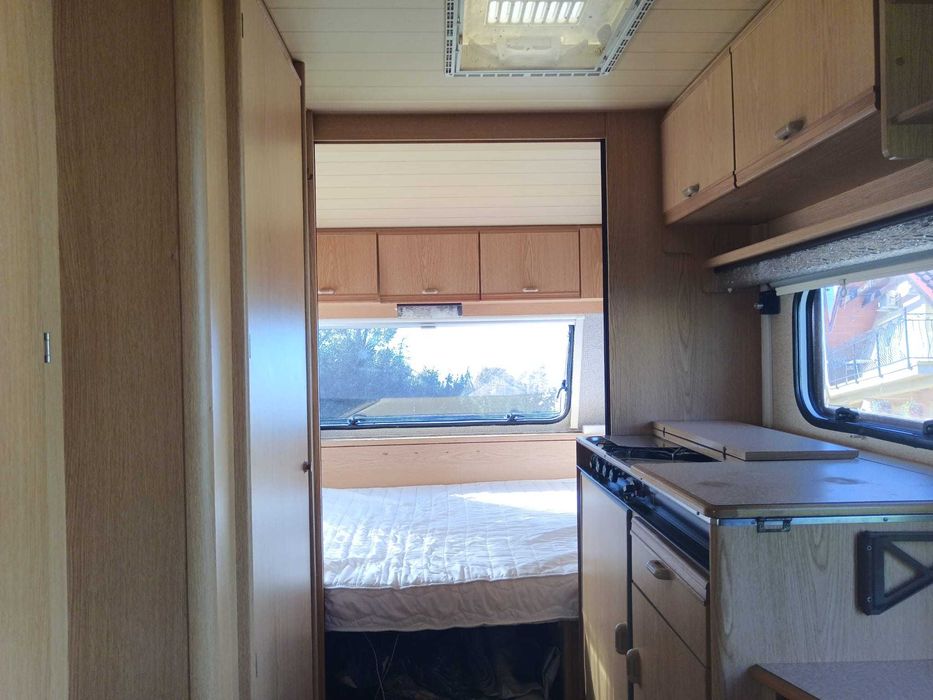 przyczepa kempingowa kanus 4 - 5 osobowa, przedsionek, DMC 1200kg