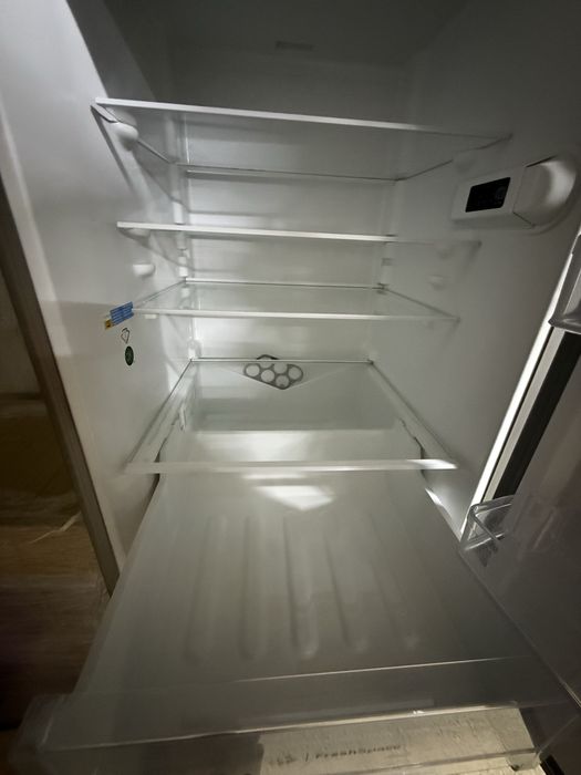 Холодильник indesit