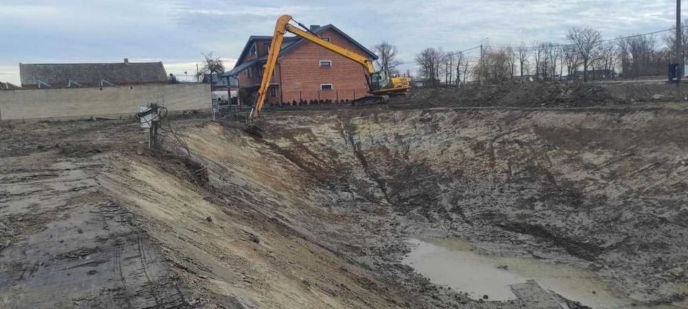 kopanie pogłębianie stawów koparka long 20m odmulanie