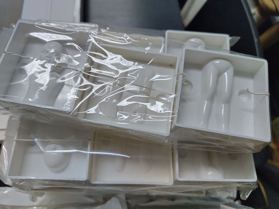 Molde plástico, figures humanas - para revenda (58 unidades)