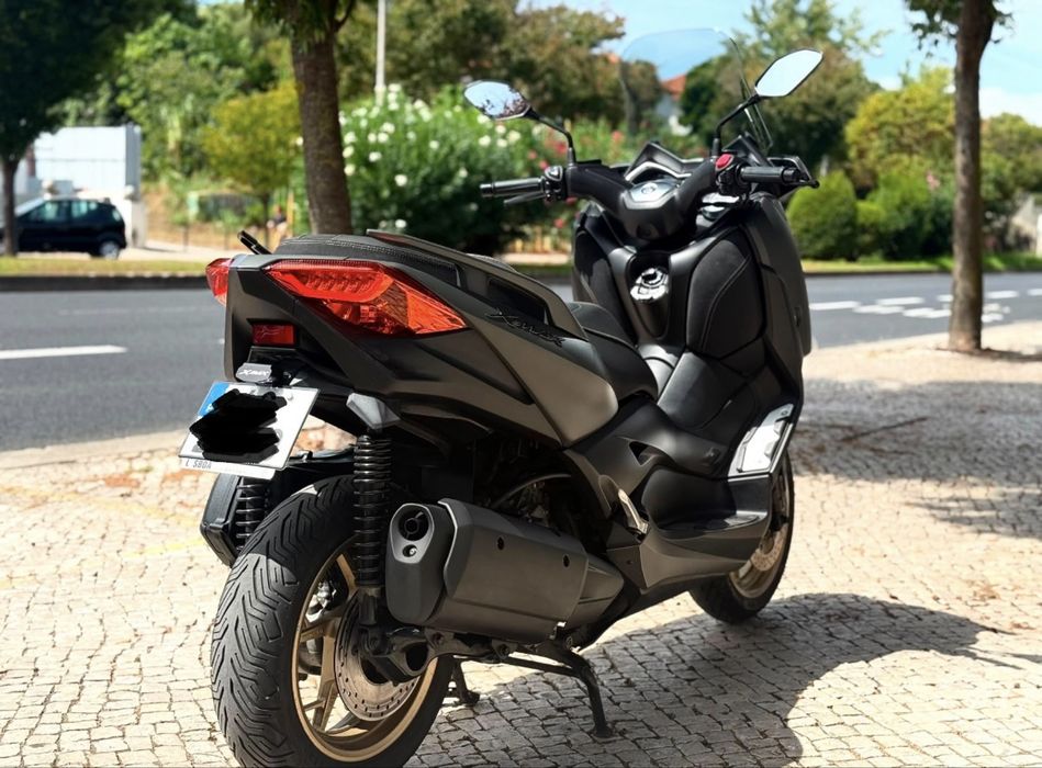Yamaha XMAX 300 Tech MAX — 2020 — 30.000 km
