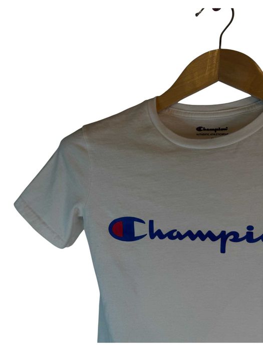 Koszulka damska champion z dużym logiem m