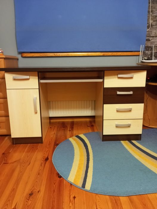 Sprzedam  Solidne Biurko