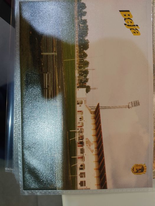 pin / emblema 2x e postal estádio do CD Beja