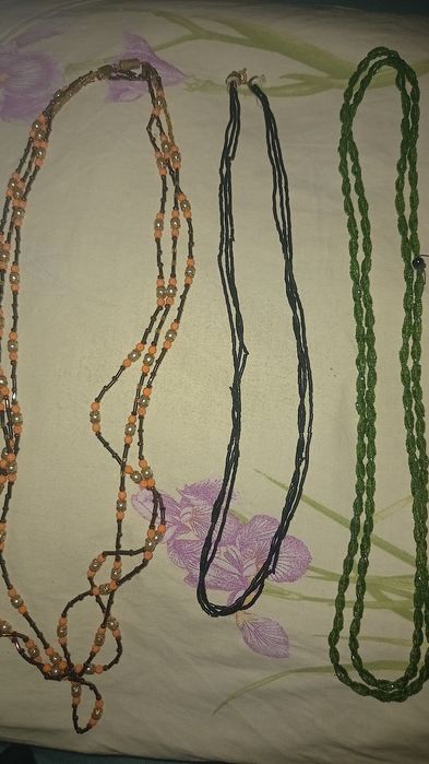 Броши ,бусы,,клипсы СССР.