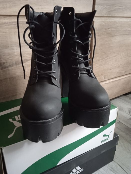 Wyprzedaż!!!trzewiki na platformie