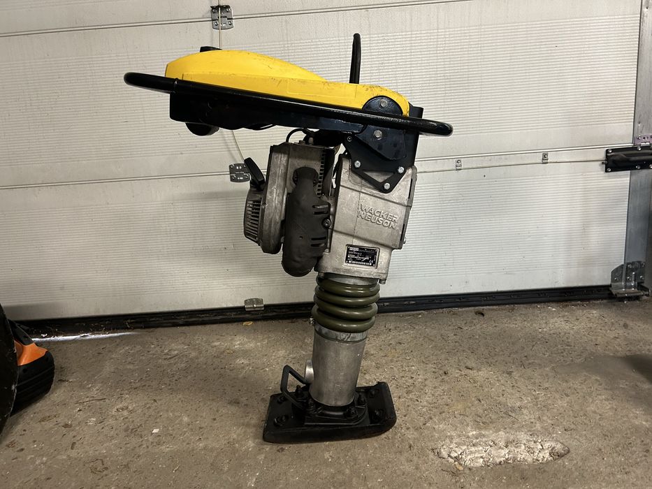 Skoczek ubijak stopa wibracyjna WACKER BS 50-2 (55)