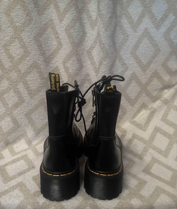 Nie oryginalne glany damskie inspirowane marką Dr. Martens