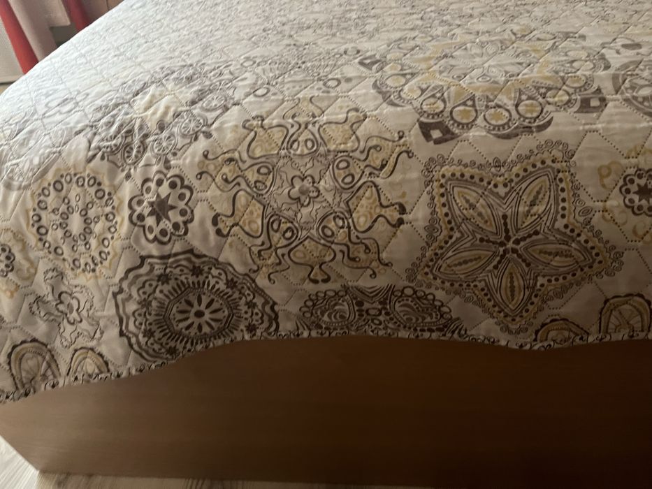 Łóżko Ikea Malm z 2 szufladami