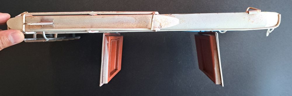 VW Pão de Forma em metal decoração parede 44x25cm