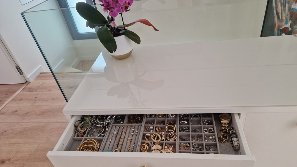 Toucador branco IKEA/Zara