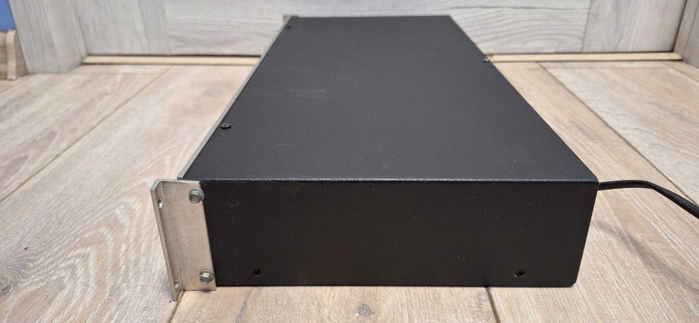 Korektor Stereo Graphic Equalizer AK-8020 ! BDB STAN ! 100 % Sprawny !