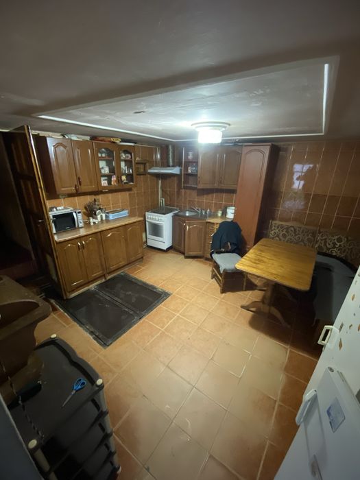 Продам будинок у ппредмісті Берегова