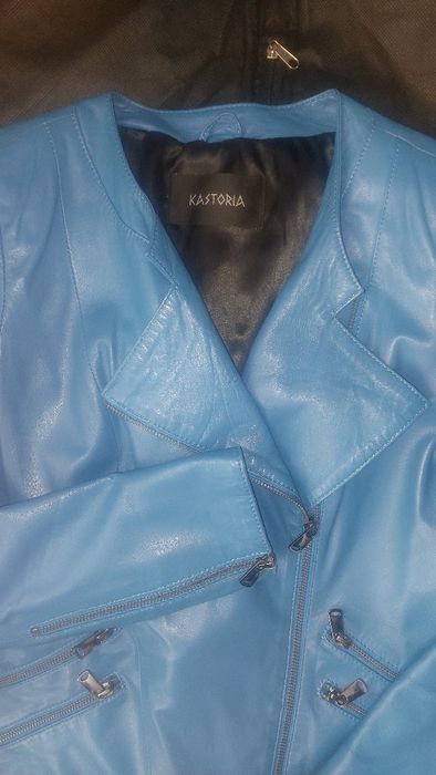 Жіноча шкіряна куртка (жакет) М