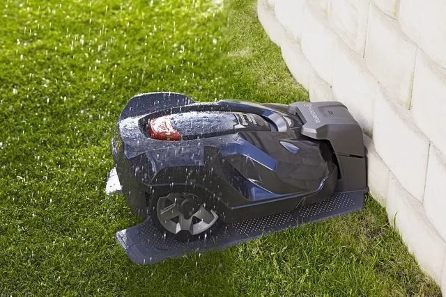 Kosiarka Automower Am405X
