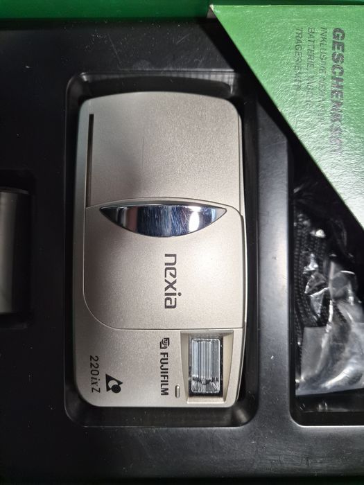 Aparat fujifilm nexia 220 ixz