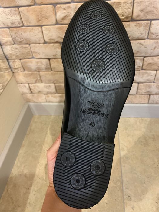 Мужские кожаные туфли