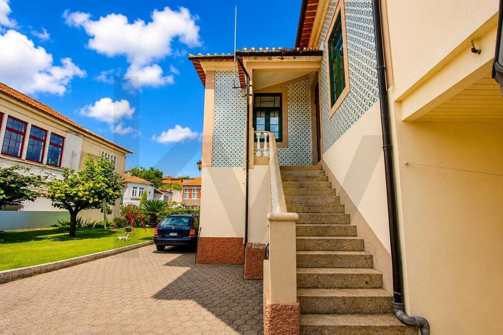 BAIXA DE PREÇO | Moradia de Charme | Albergaria-a-Velha | 1.871 m² | 310.000 €