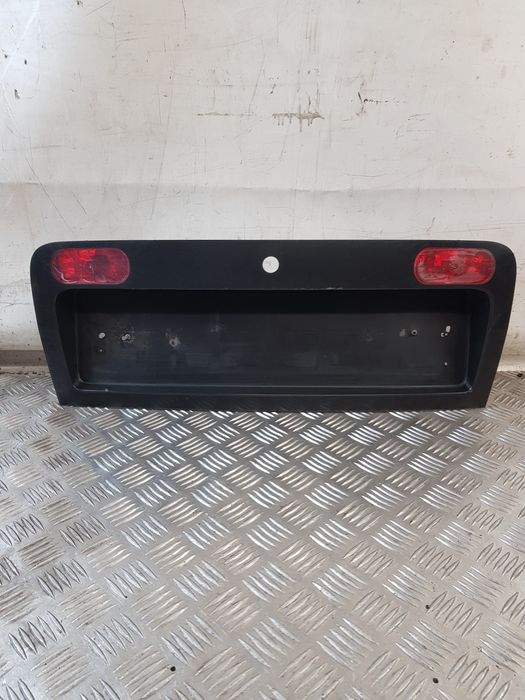 Blenda Klapy Bagażnika 4B5945695 Audi A6 C5 Sedan 02R-