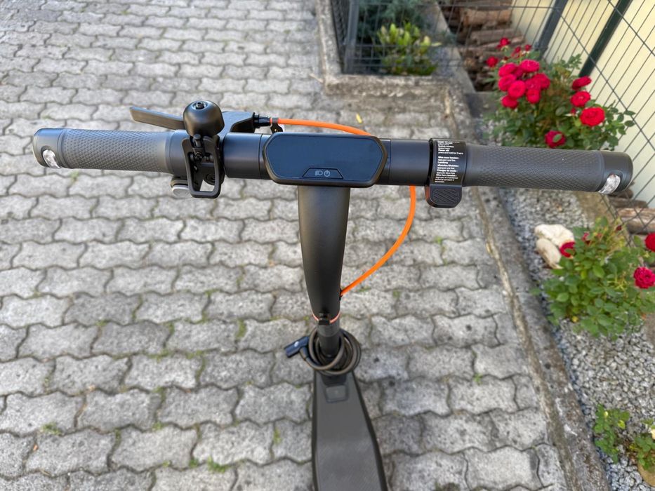 Trotinete Elétrica Ninebot E2 PRO