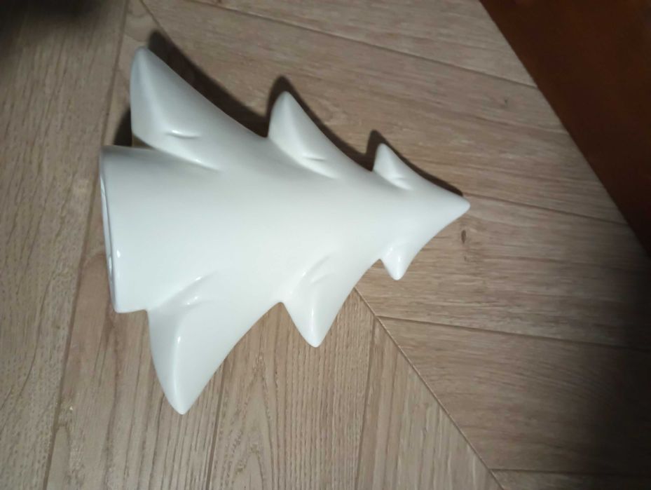Ceramiczna ozdoba choinka Formano biała