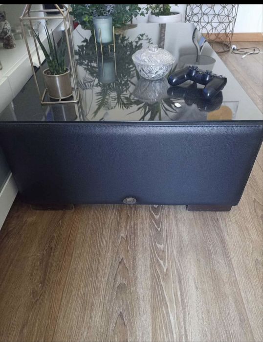Mesa de centro em pele