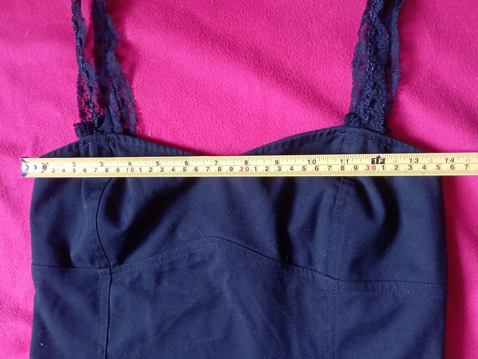 Коротка сукня S-М