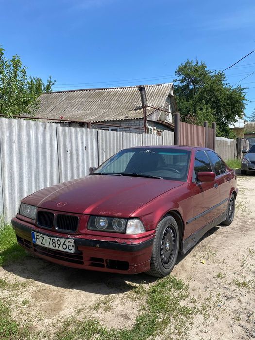 Продам БМВ е36 на полном ходу