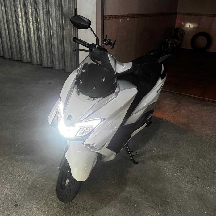 Suzuki Burgman 125 (2023) – 4.400 km