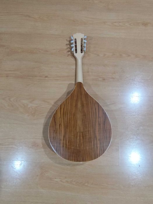 Bandola/muito pouco uso