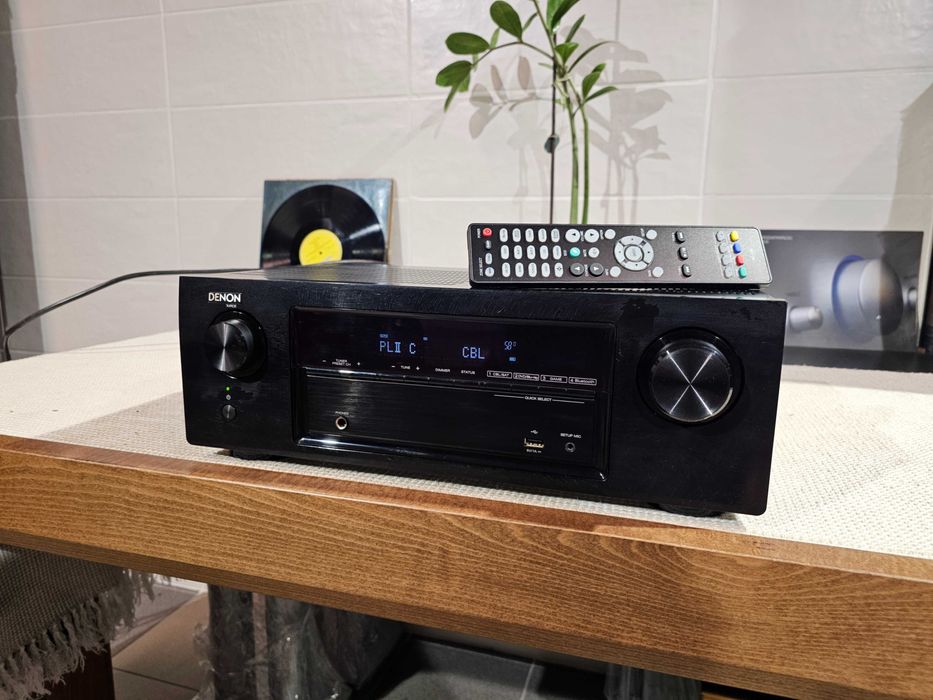 Ресивер Denon AVR-X520BT Bluetooth / 4K/UltraHD / USB