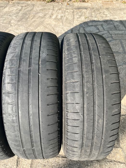 4 jantes de ferro c/pneus + tampões originais VW