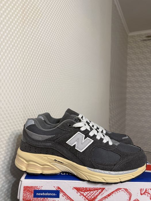 кросівки New Balance 2002R Black/Grey 43 / 26.5 см