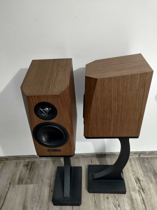 Świetne monitorki - kolumny do stereo