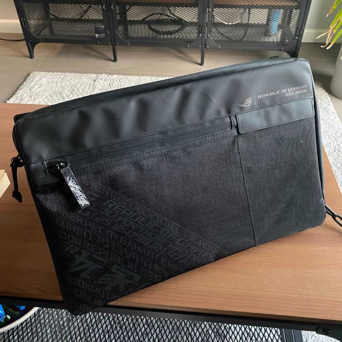 Monitor ASUS ROG Strix XG16AHPE