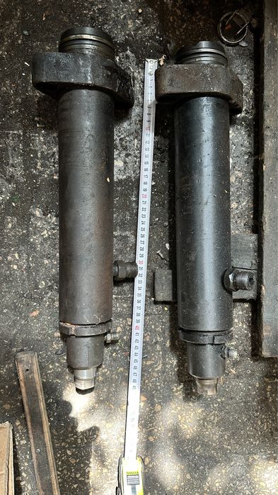 Гідроциліндр Циліндр гідравлічний. Довжина 500 мм