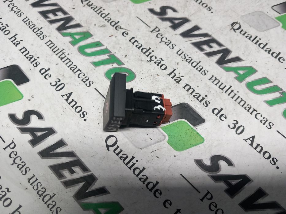 Botão / interruptor 4 piscas CITROËN C-Elysee