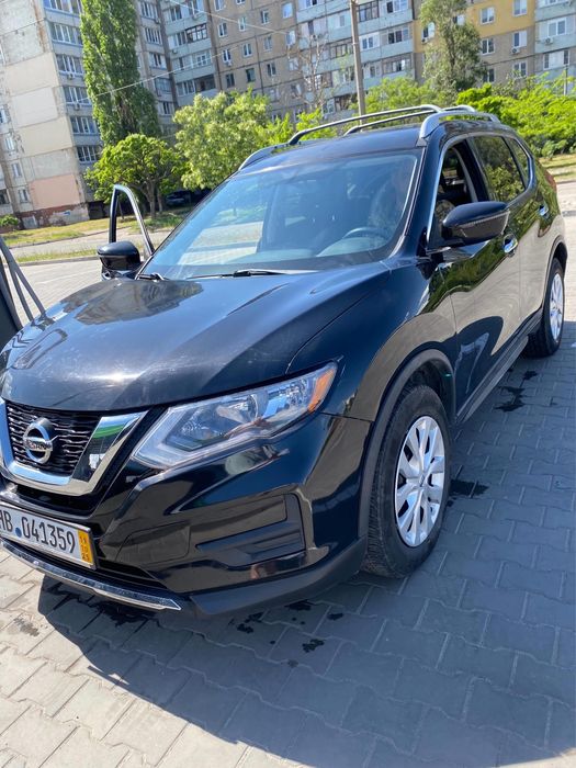 Nissan Rogue 2017 рік