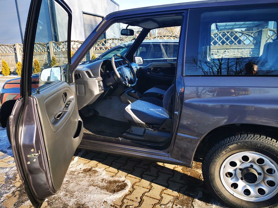 Sprzedam odrestaurowaną Suzuki Vitara I