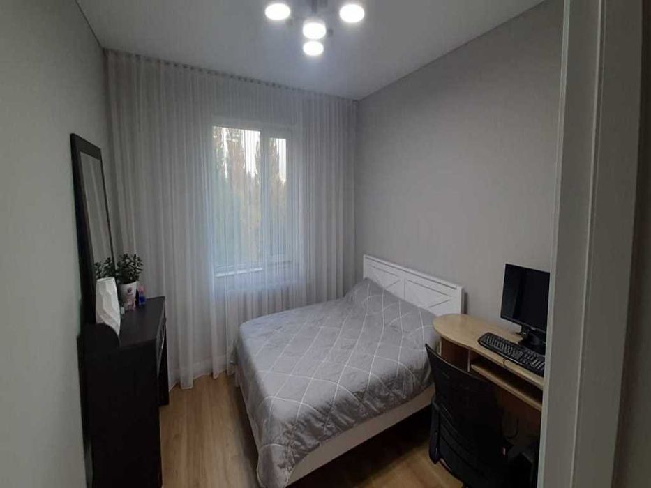 3-кімнатна квартира 74 м² з євроремонтом . Район 1-ї міської лікарні