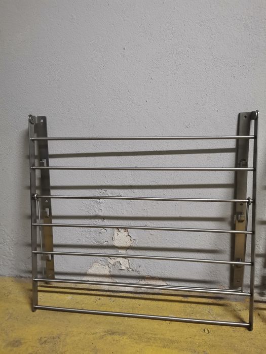 Estendal de Roupa em Inox