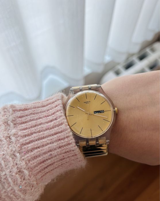 Relógio Swatch Dourado Mulher
