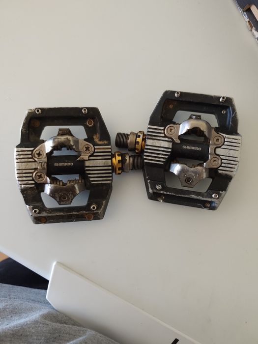 Par pedais Shimano Saint