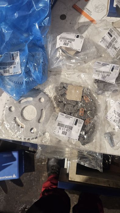 Wymiana rozrządu 1.6 CDTI