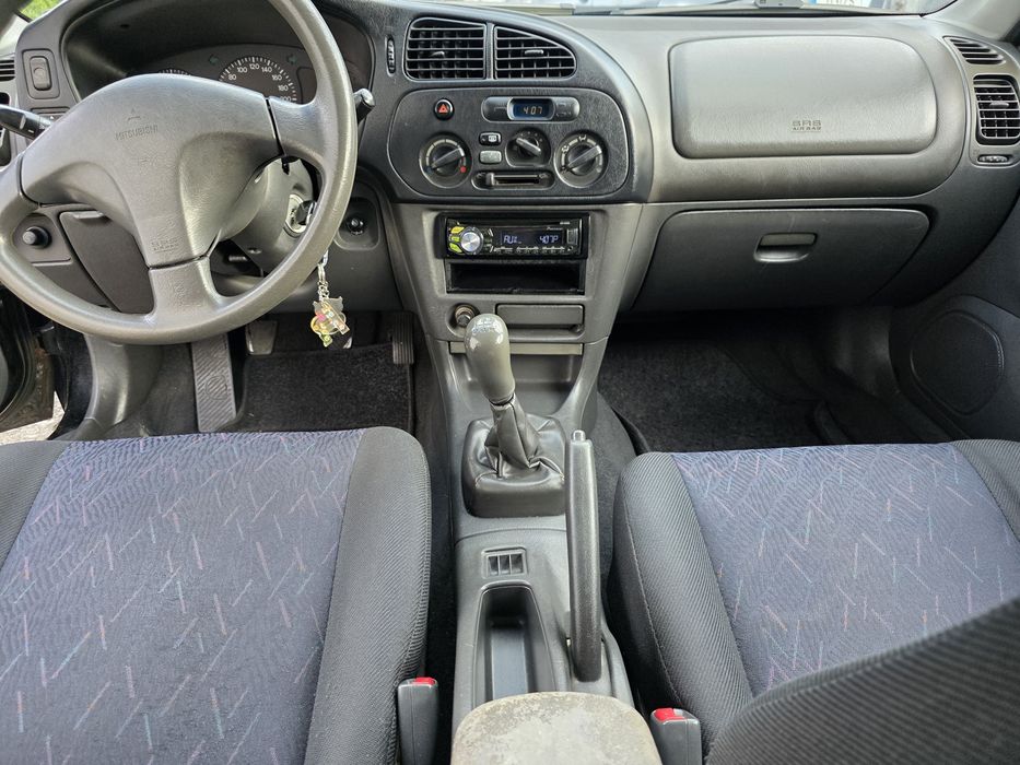 Mitsubishi COLT 1.3 foto 5