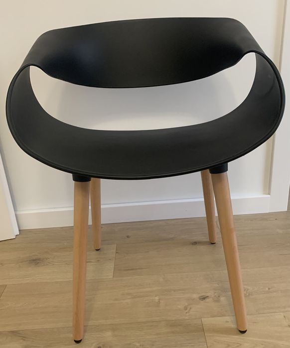 Krzesła Charlotte (10 sztuk)