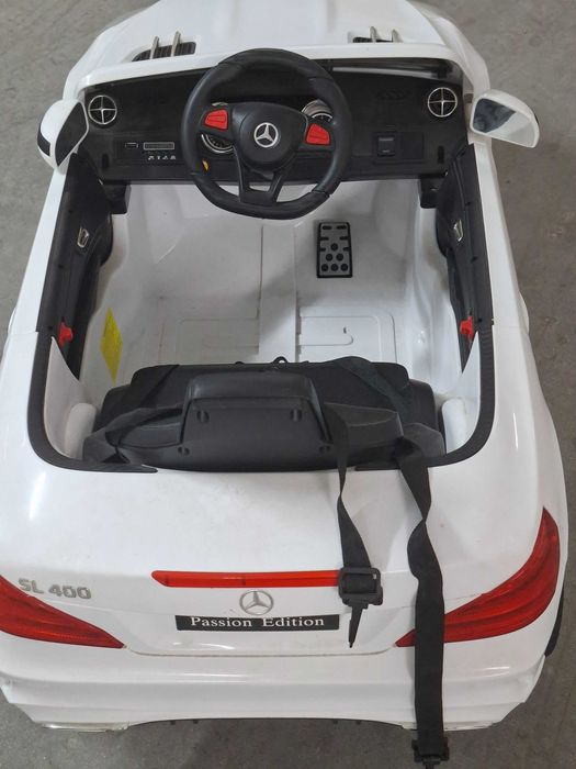 Carro eletrico de criança