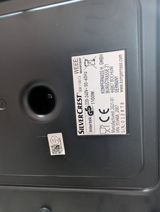 Maquina de café e espuma de leite