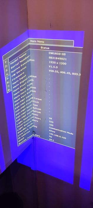 Projetor de vídeo Christie DWU 850-GSHD