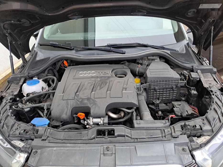 Audi A1 1.6 tdi caixa automática 2012